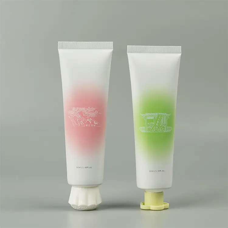 Krim Tangan Paling Anyar Kanggo Tangan Wong tuwa